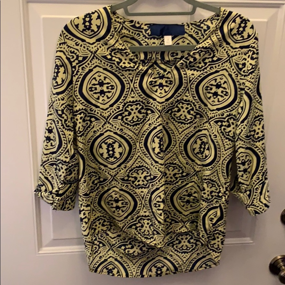 Patterned Navy and yellow blouse